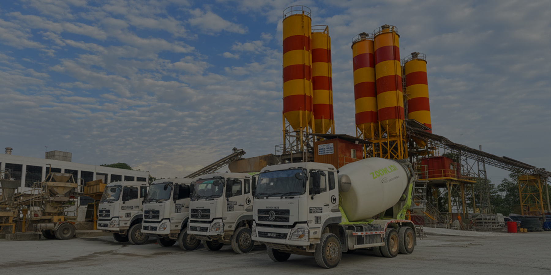 WE DEVELOP UNIQUE MIXDESIGNS AND RESEARCHNEW AND ADVANCED PRODUCTS.